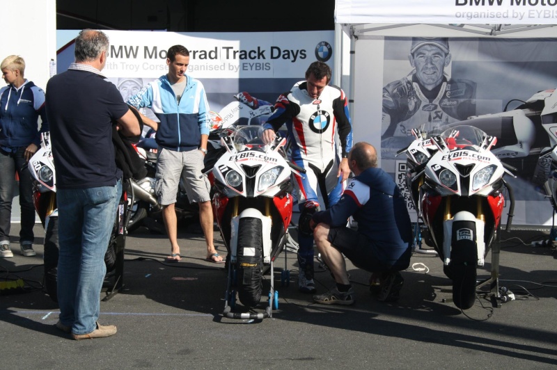 Eybis BMW Motorrad Track Days Magny-Cours 21-22 juillet - Page 4 62204910