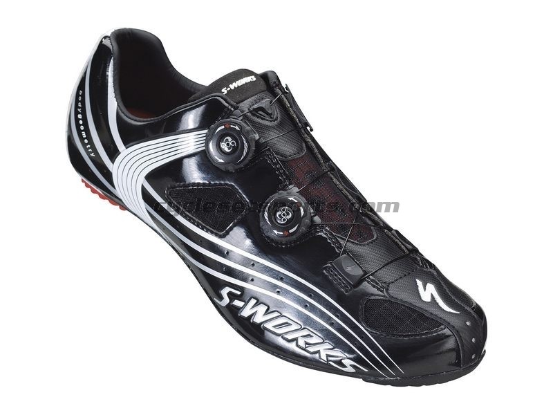 Chaussures specialized sworks 2011 et Oakley Jawbone 2186-510