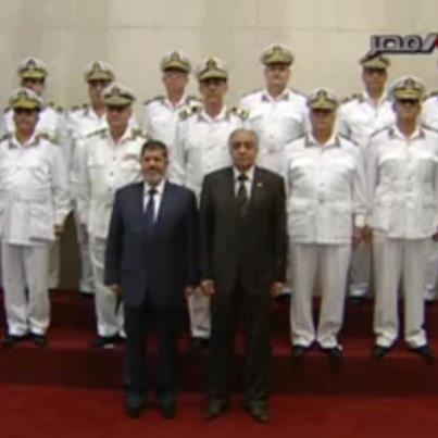 مرسي يطالب مدراء الأمن ببذل كل الجهود لتحقيق الاستقرار وحماية المواطن 48031010