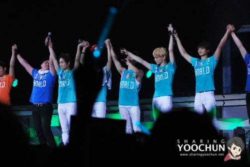 SHINee @ SWC SINGAPORE 110910 Tumbl118