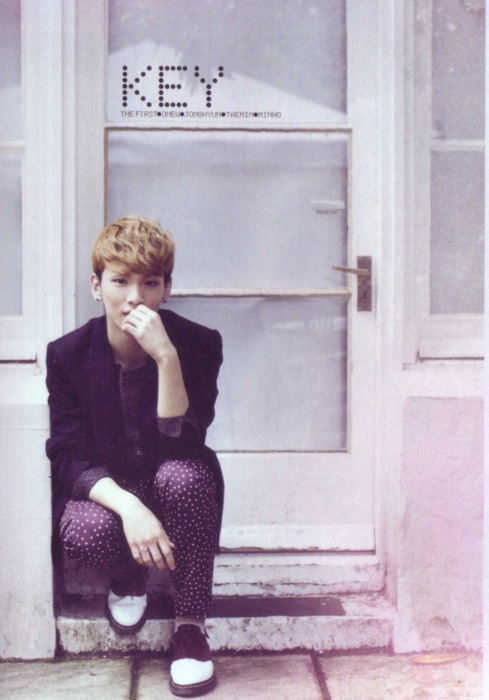 [SCANS] SHINee – ‘The First’ Album Booklet - Key Tumbl289