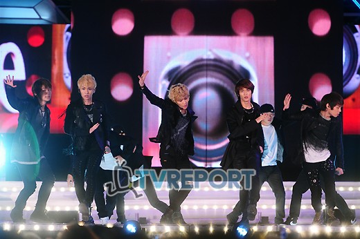 [Photo News] SHINee au 7th Busan Fireworks Festival 111028 520