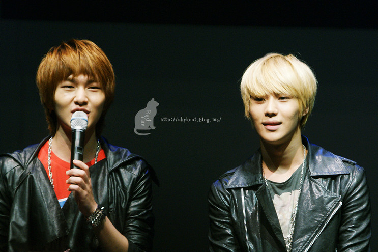 [Fan Photo] SHINee au Friend of Korea 111015 7-410