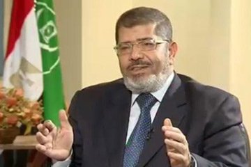 مرسي وعبد المقصود: تعديلات السلمي تعطل كتابة الدستور 63457310