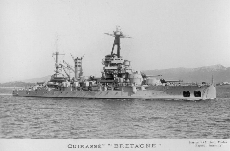 Les cuirassés de 23 500 tonnes en 1940 Bretag10