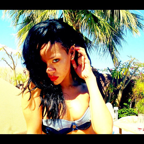 Photos du twitter de Rihanna 113