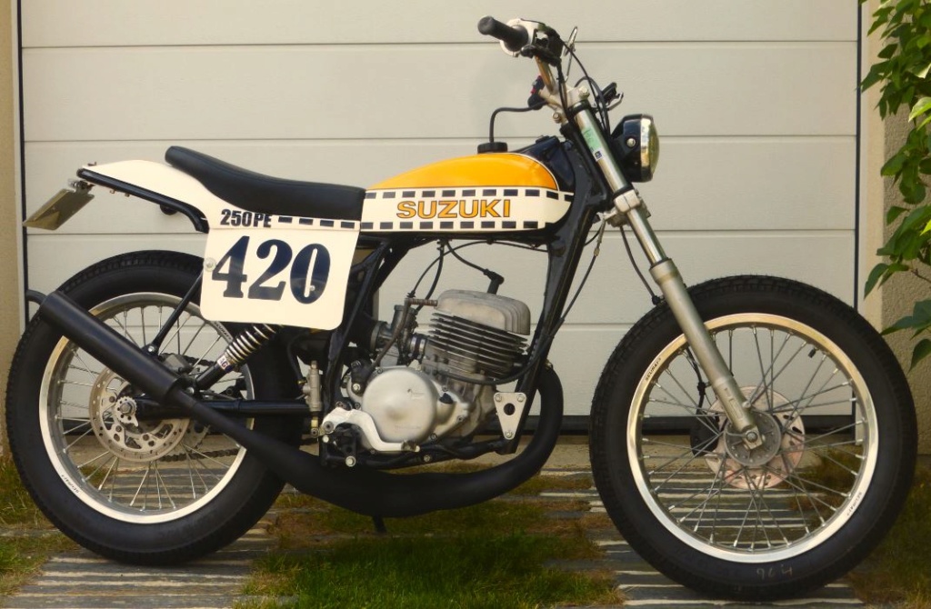 suzuki 250 pe flat-track - Page 3 Astro10