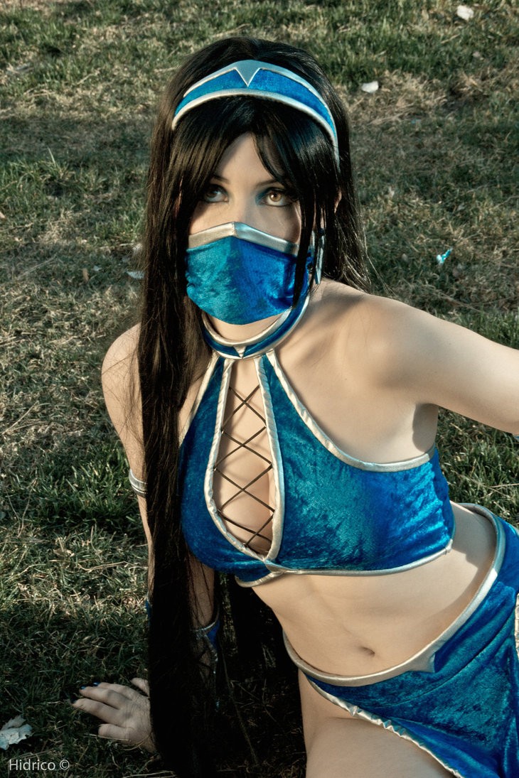 Cosplays Go ! - Page 51 Kitana10