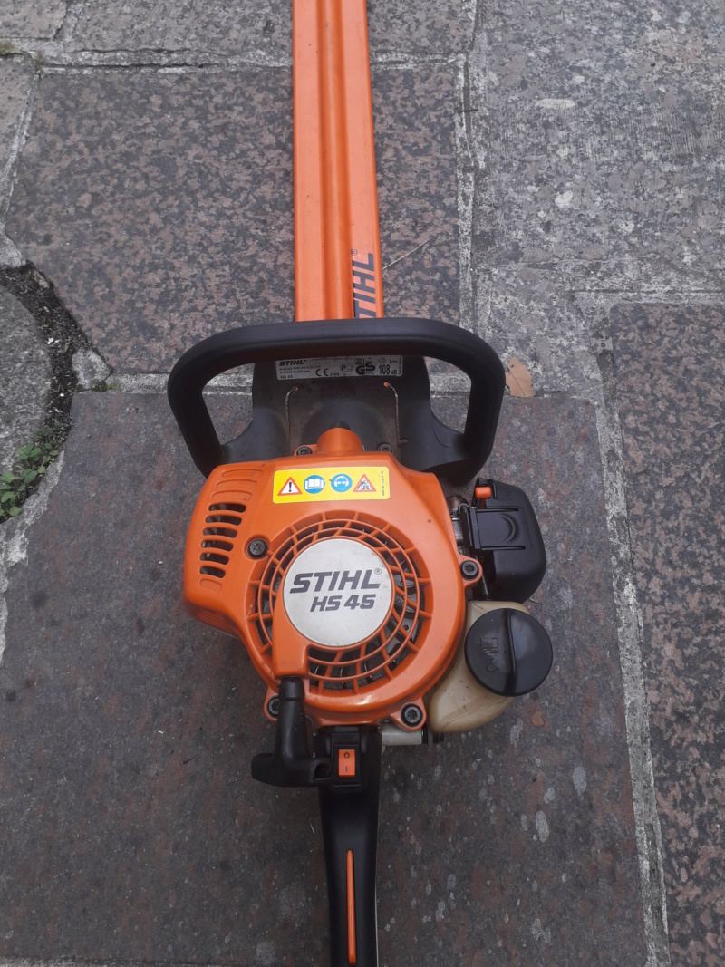 Tosasiepi Stihl HS45 20181012