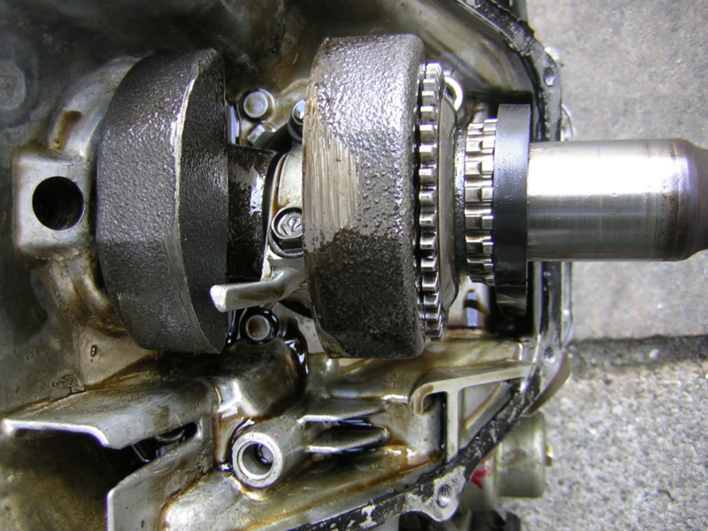Honda GCV160: sfilamento ingranaggio regolatore centrifugo Dscn1615