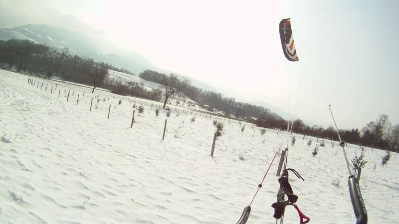 Snow kite sur le home spot Vlcsna14