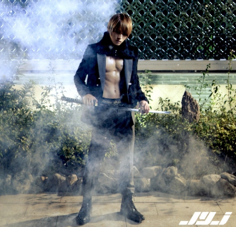 Hero Jae Joong Hero_j15