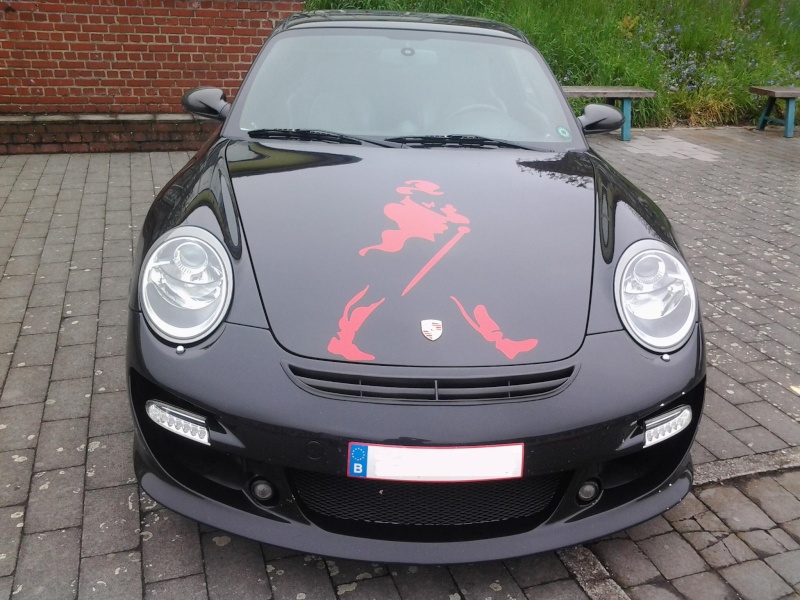 Photos de Porsche : les fautes de gout! - Page 12 Photo012