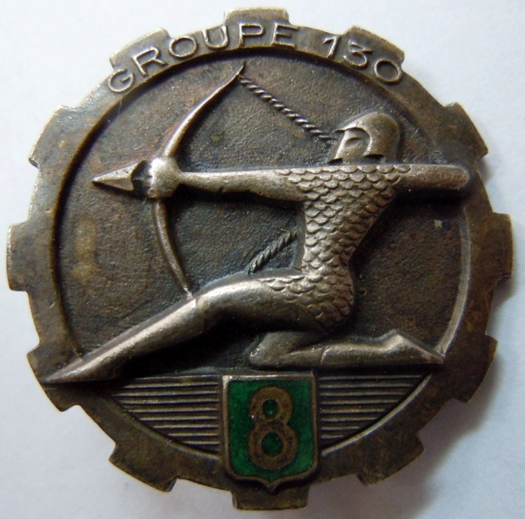 Photo de l'insigne Groupe de Transport 130/8 sur Renault Primaquatre 1940 S-l16013