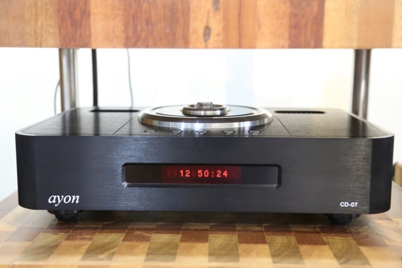 Ayon CD-07 tube CD player Front-11