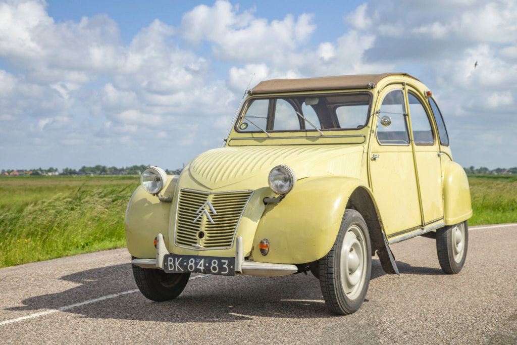 Les bicylindres (2cv, Dyane, AMI 6et 8, Méhari.....) - Page 22 2cv-az11