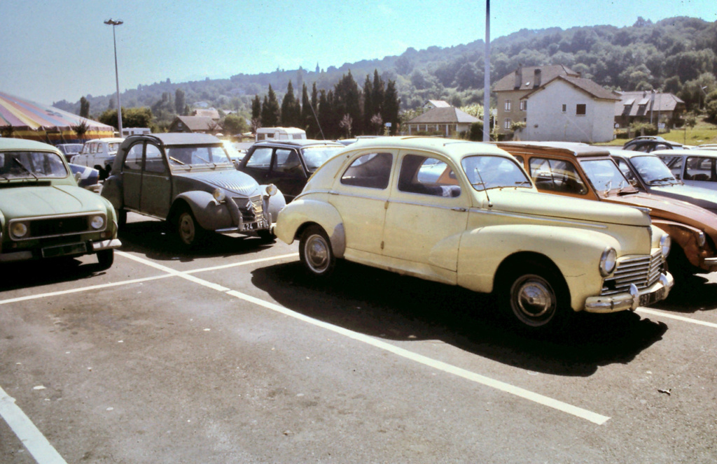 Les bicylindres (2cv, Dyane, AMI 6et 8, Méhari.....) - Page 36 Parkin10