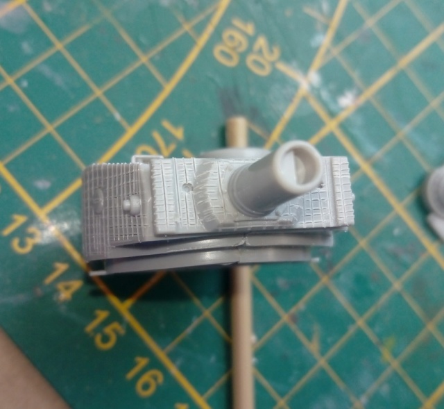 PzKpFw VI Tigre -- Revell --1/72 Img_2162