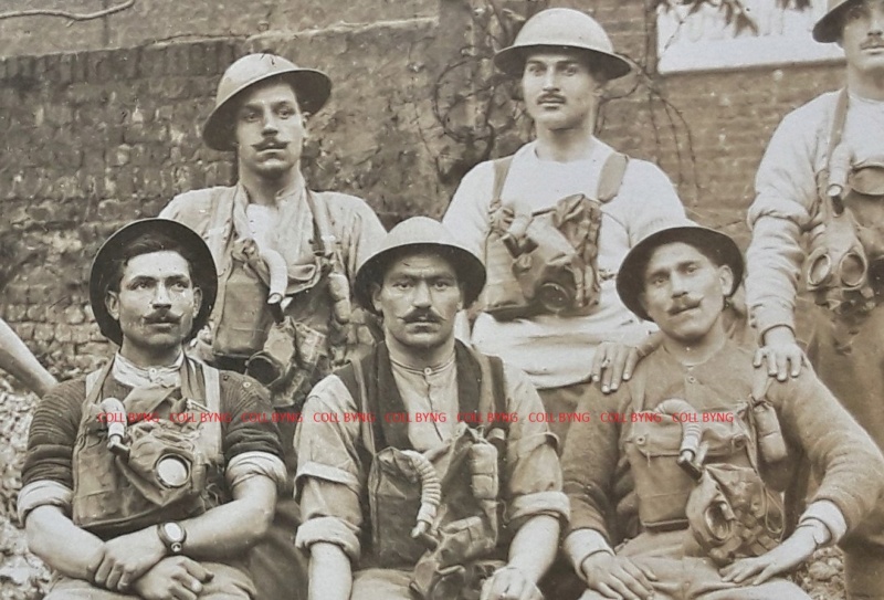 Le corps expéditionnaire portugais 1917-1918 : photos, documents et souvenirs  - Page 2 20210560