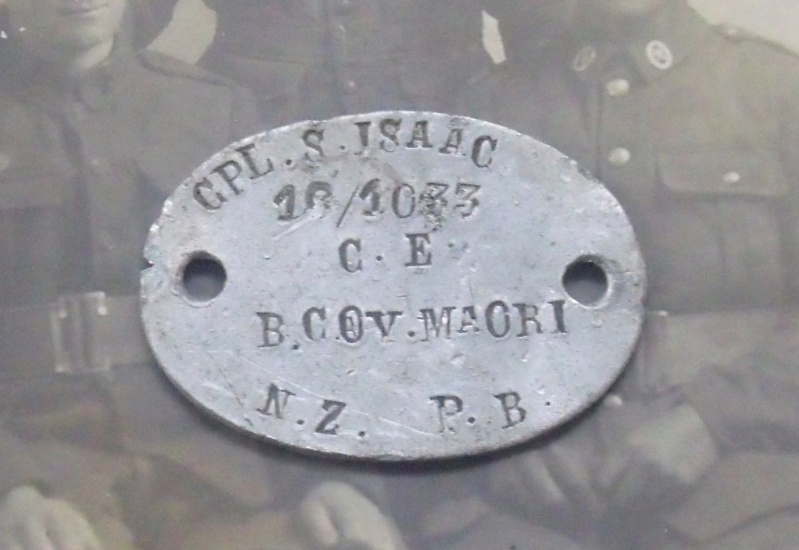 Les plaques d'identité du Commonwealth (Dog Tags) Dscf1139