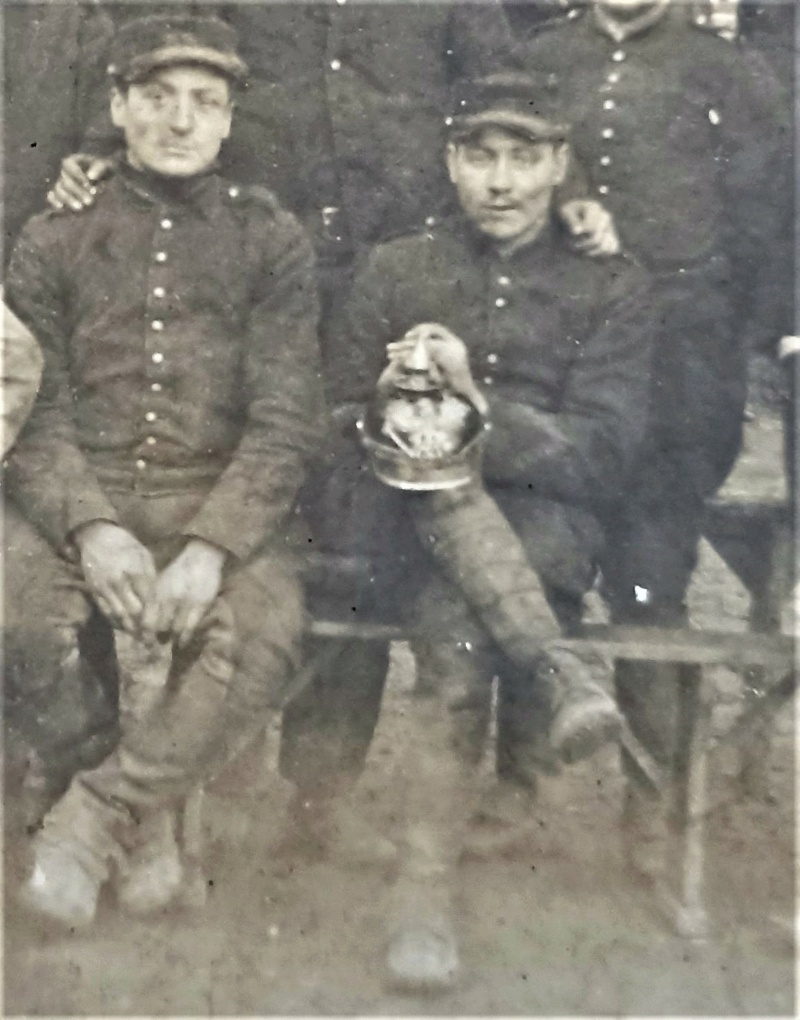 Quelques photos de soldats français avec des casques à pointe de prise - Page 4 Img_2249