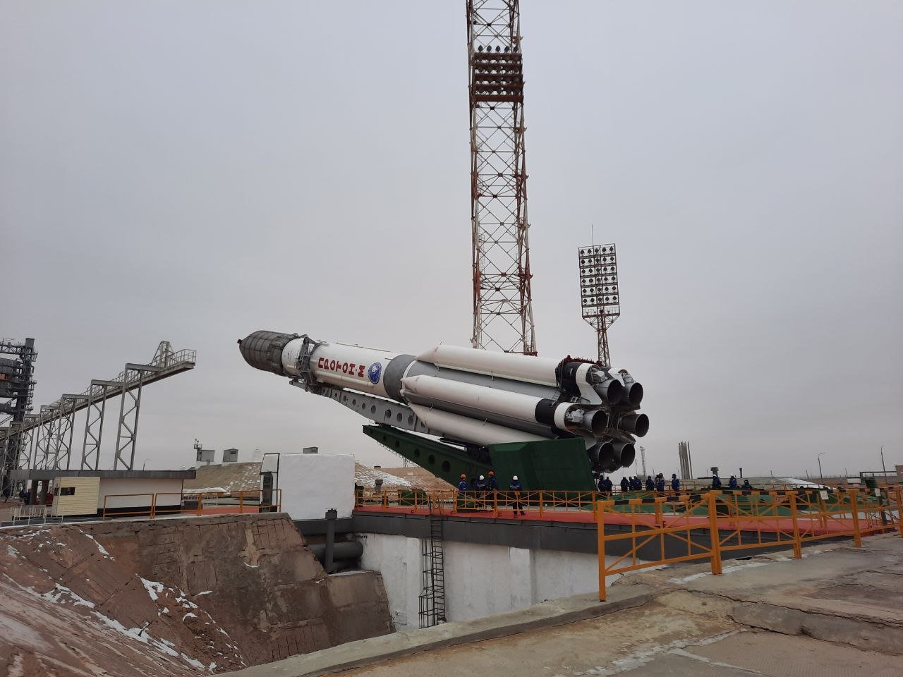 Proton-M/Briz-M (Ekspress-AMU3 & AMU7) - Baï - 13.12.2021 12266