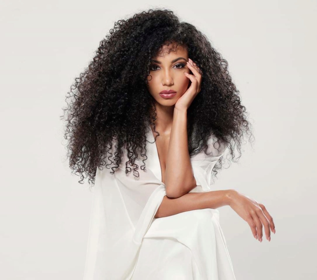 MISS USA 2019:Cheslie Kryst  - Page 3 Fb_10492