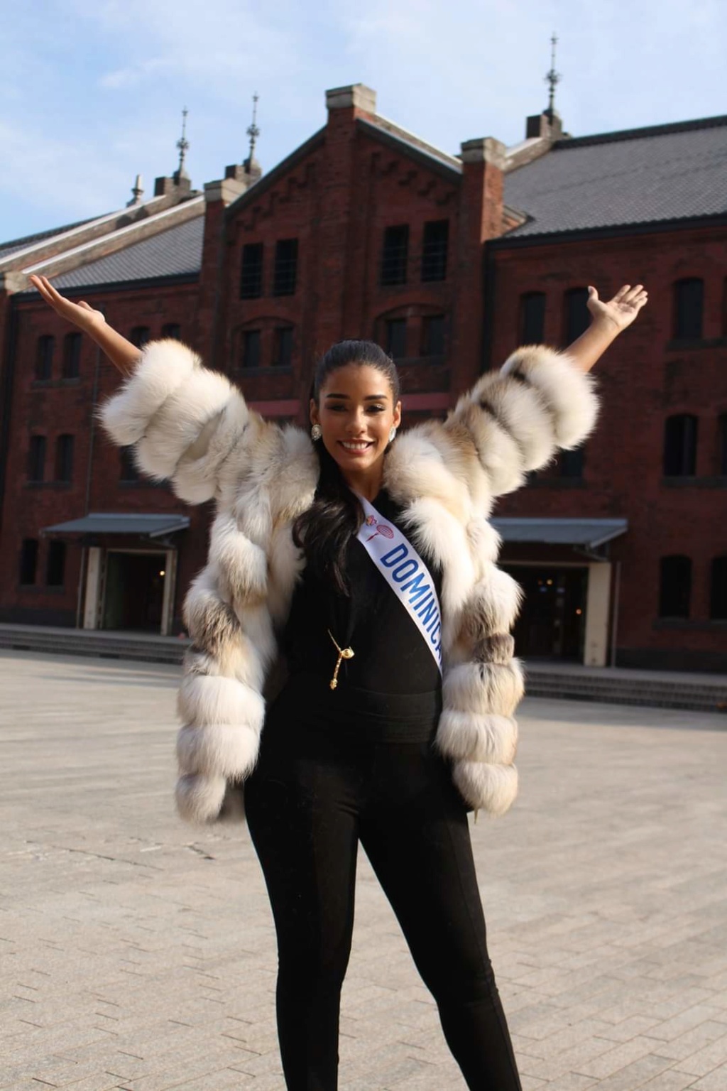***Road to Miss International 2019- OFFICIAL COVERAGE  (12 November)*** - Official photos p.11 - Page 8 Fb_12156