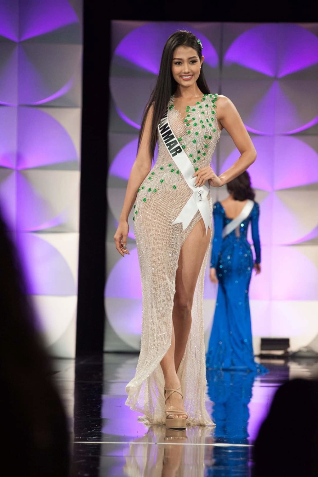 MISS UNIVERSE 2019 * PRELIMINARY COMPETITION  - Page 2 Fb_14319