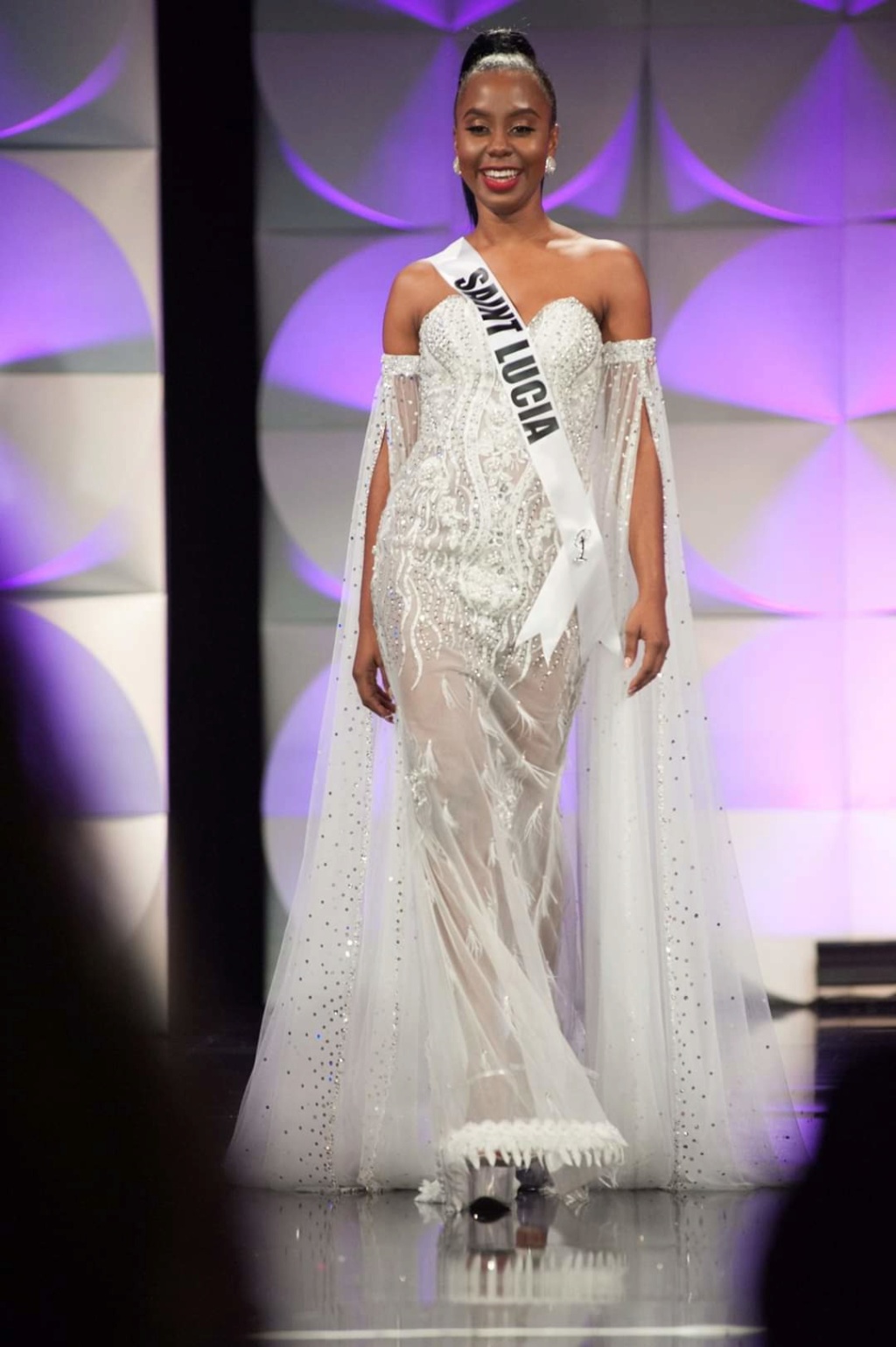 MISS UNIVERSE 2019 * PRELIMINARY COMPETITION  - Page 2 Fb_14334
