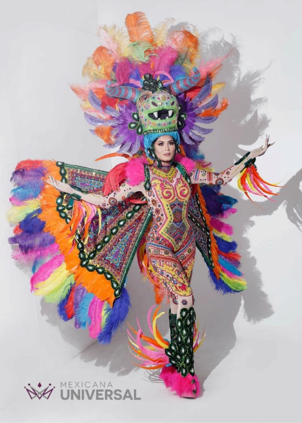 MISS UNIVERSE 2020 - NATIONAL COSTUME Fb_16887