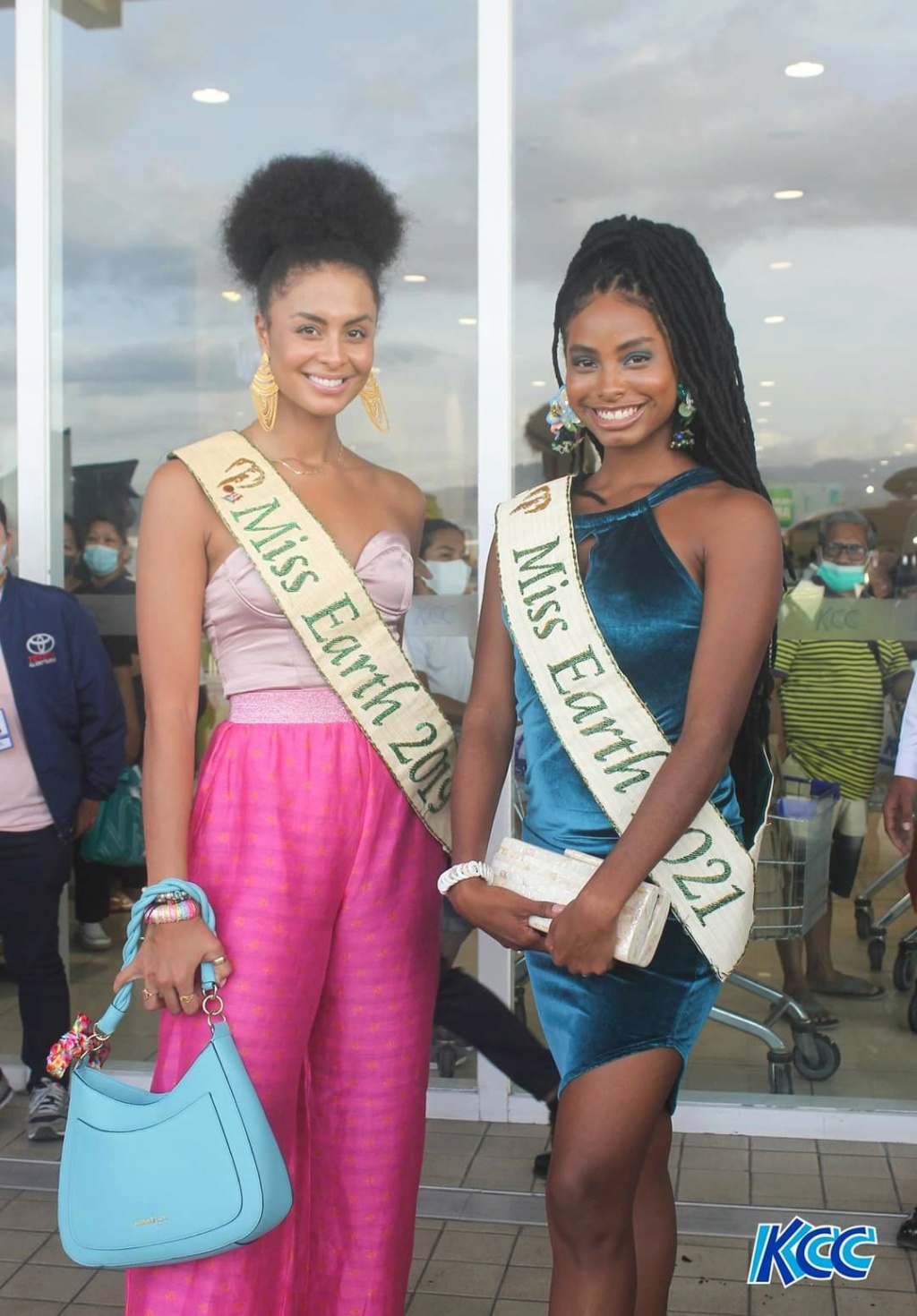 The Official Thread of MISS EARTH 2021: Destiny Wagner of Belize! - Page 5 Fb_24739