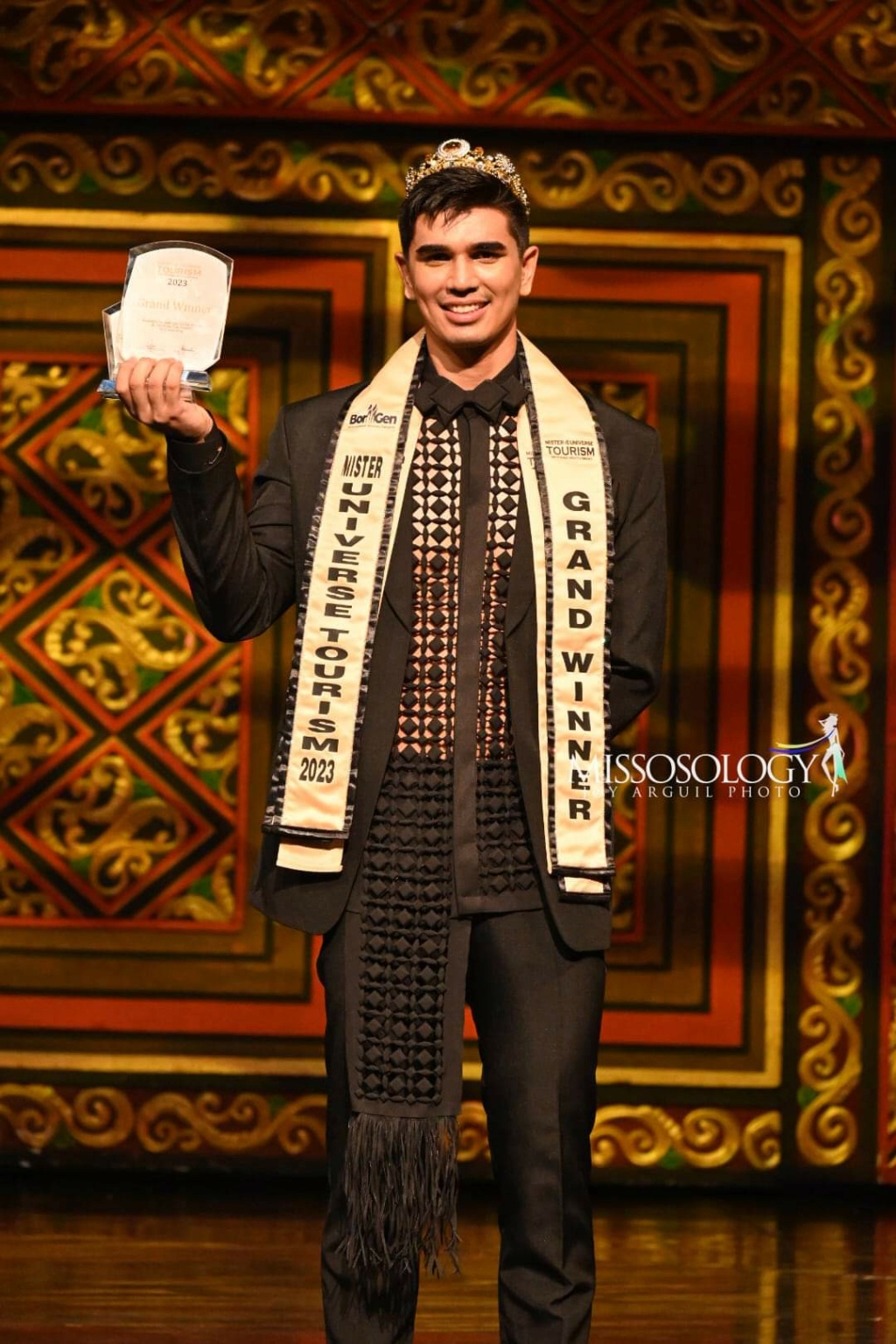 Mr Universe Tourism 2023 is Mr Philippines Erik Lennart Visser!