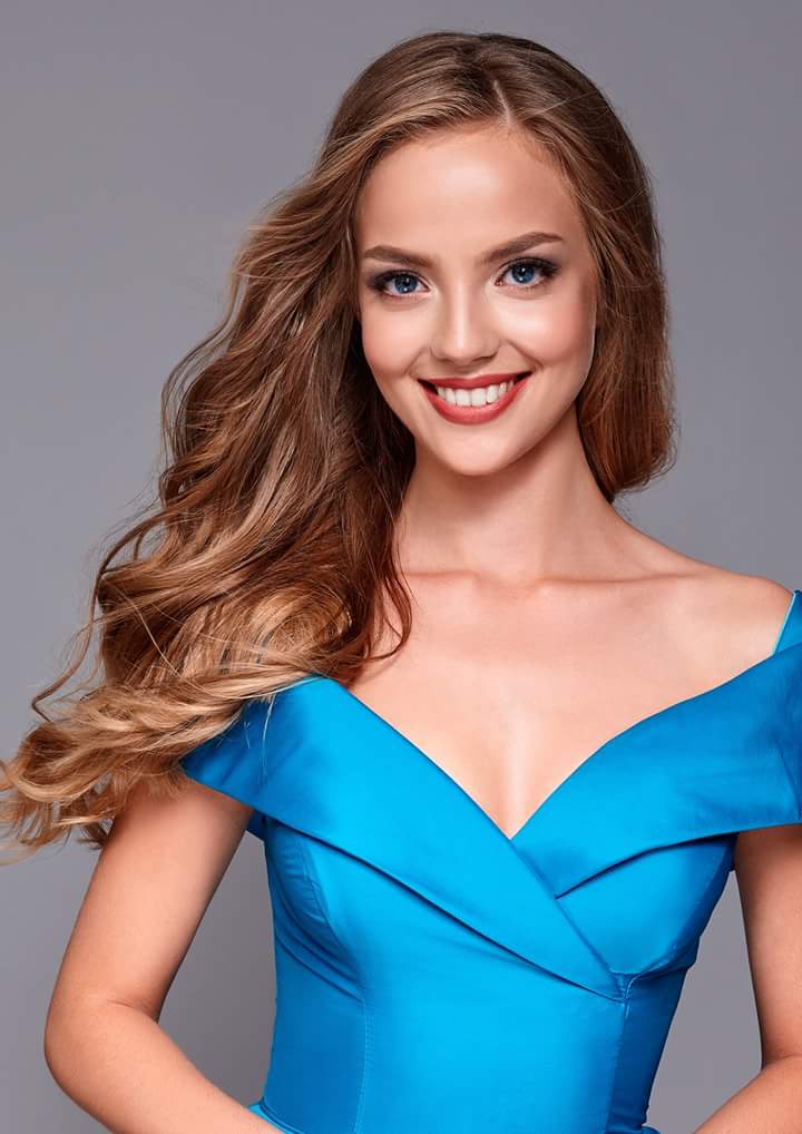 Road to Miss Universe UKRAINE 2018 - KARYNA ZHOSAN wins - Page 2 Fb_i1252
