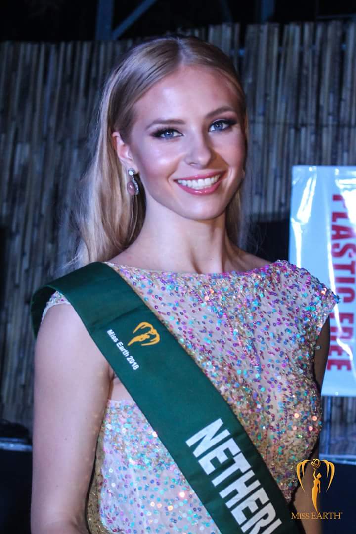 ✪✪✪✪✪ ROAD TO MISS EARTH 2018 ✪✪✪✪✪ COVERAGE - Finals Tonight!!!! - Page 4 Fb_i2590