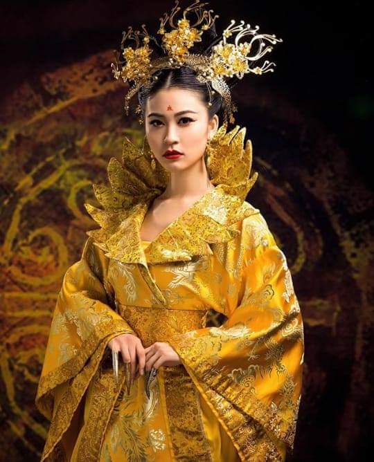 China - Meisu Qin (CHINA 2018) Fb_i5425