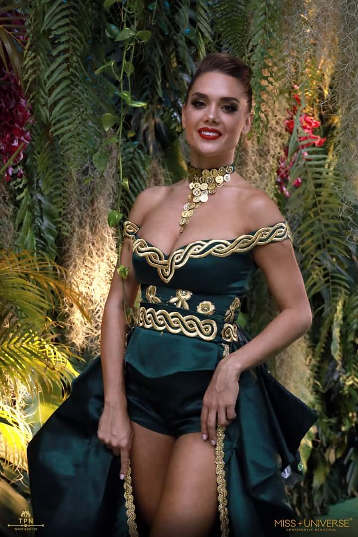 Miss Universe 2018 @ NATIONAL COSTUMES - Photos and video added - Page 3 Fb_i5726
