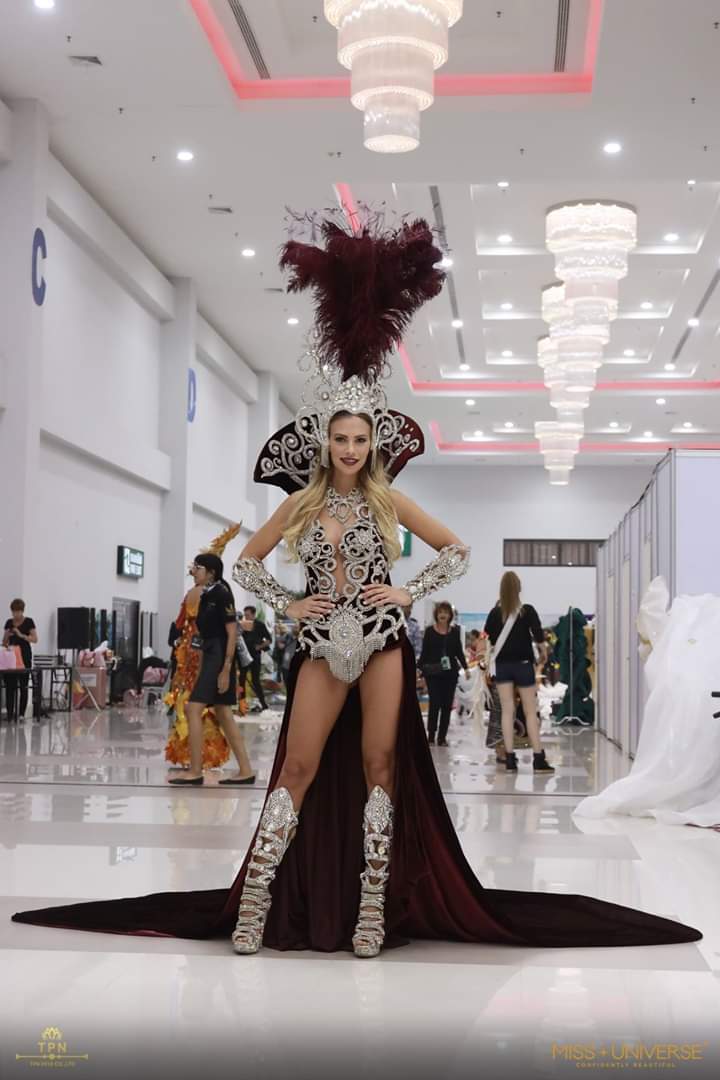 Miss Universe 2018 @ NATIONAL COSTUMES - Photos and video added - Page 4 Fb_i5737
