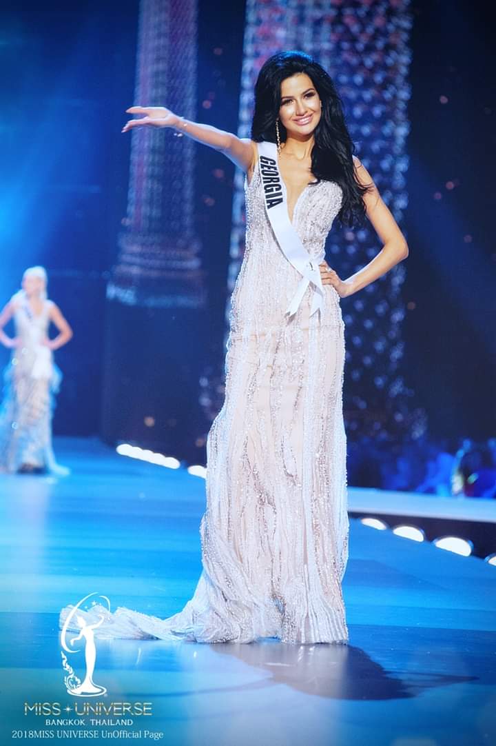 © PAGEANT MANIA © MISS UNIVERSE 2018 - OFFICIAL COVERAGE II Finals (PHOTOS ADDED) - Page 2 Fb_i5945