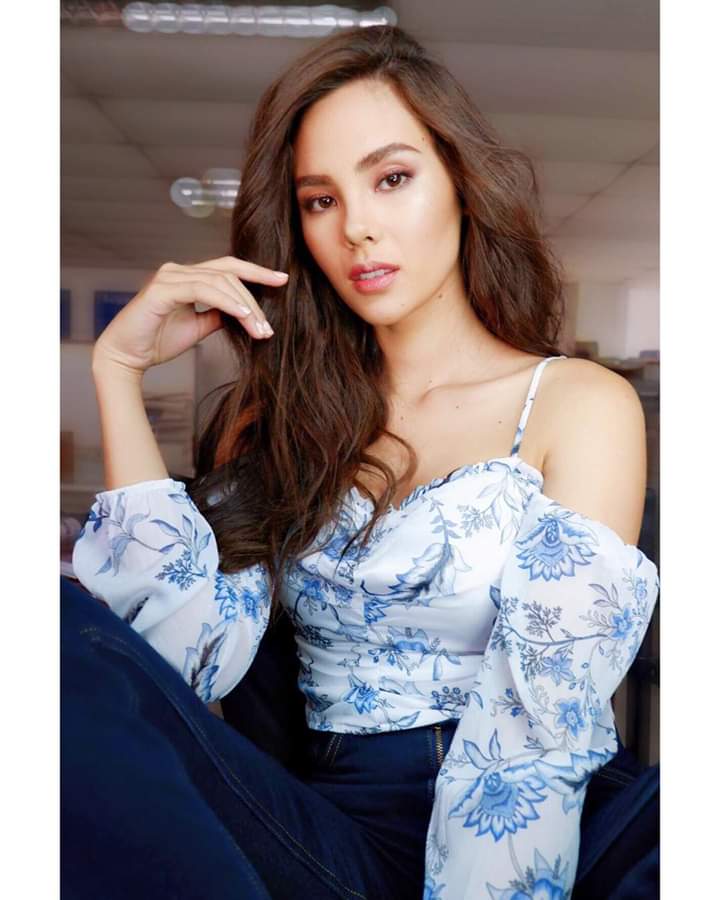 ♔ The Official Thread of MISS UNIVERSE® 2018 Catriona Gray of Philippines ♔ - Page 6 Fb_i6470