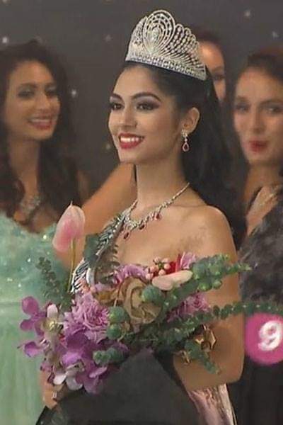 Road to MISS UNIVERSE MALAYSIA 2019 - Results - Page 2 Fb_i7108