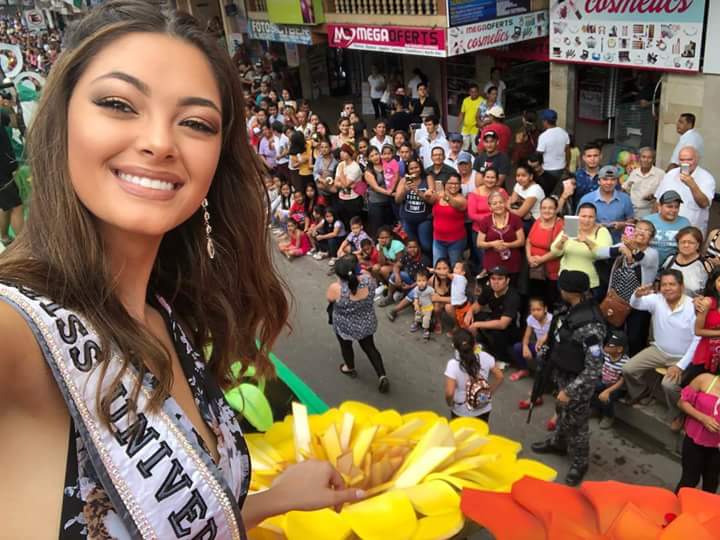 ♔ The Official Thread of MISS UNIVERSE® 2017 Demi-Leigh Nel-Peters of South Africa ♔ - Page 10 Fb_img53