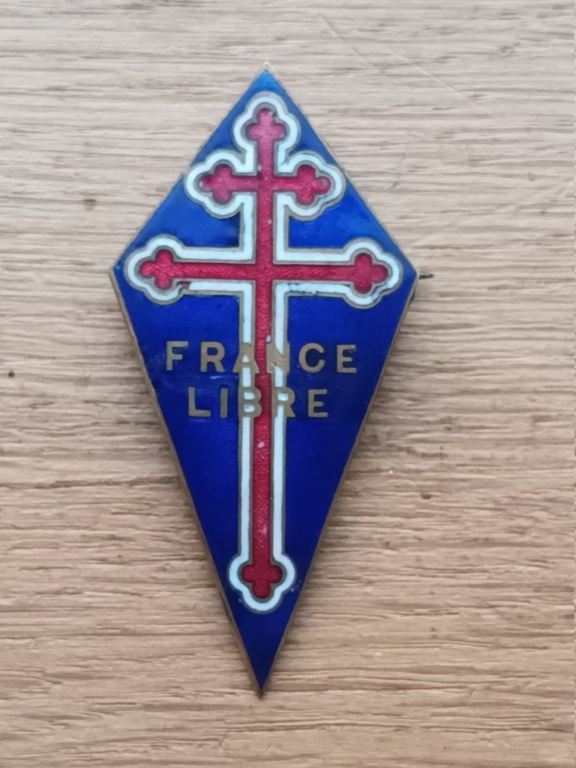 Insigne FFL matriculé à identifier 20230311