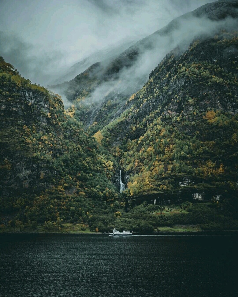 Роскошные пейзажи Норвегии - Страница 32 0imgsn10