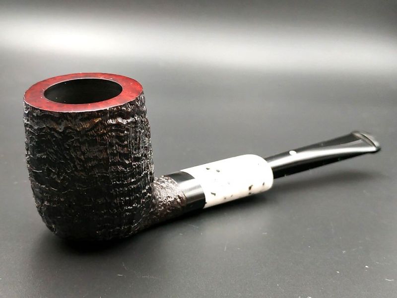 Dunhill  - Page 41 The-wh18
