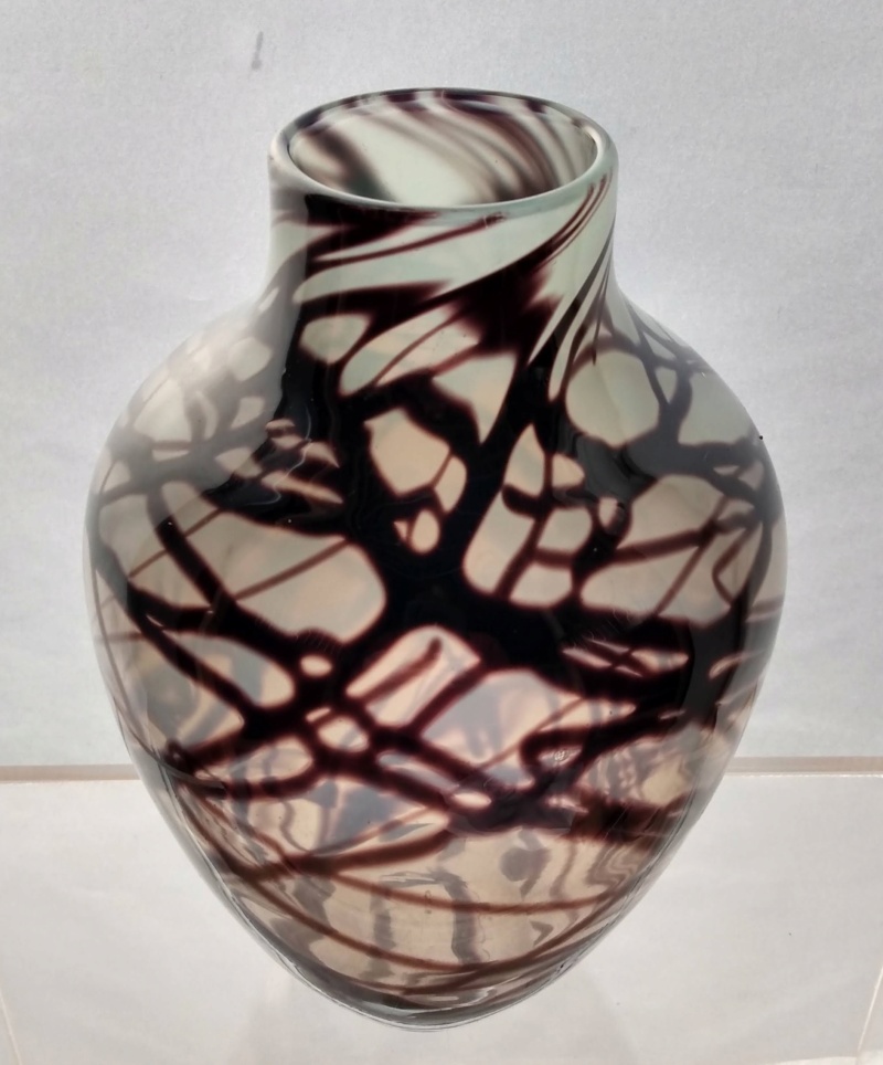 Swirly vaseline vase Img_2217