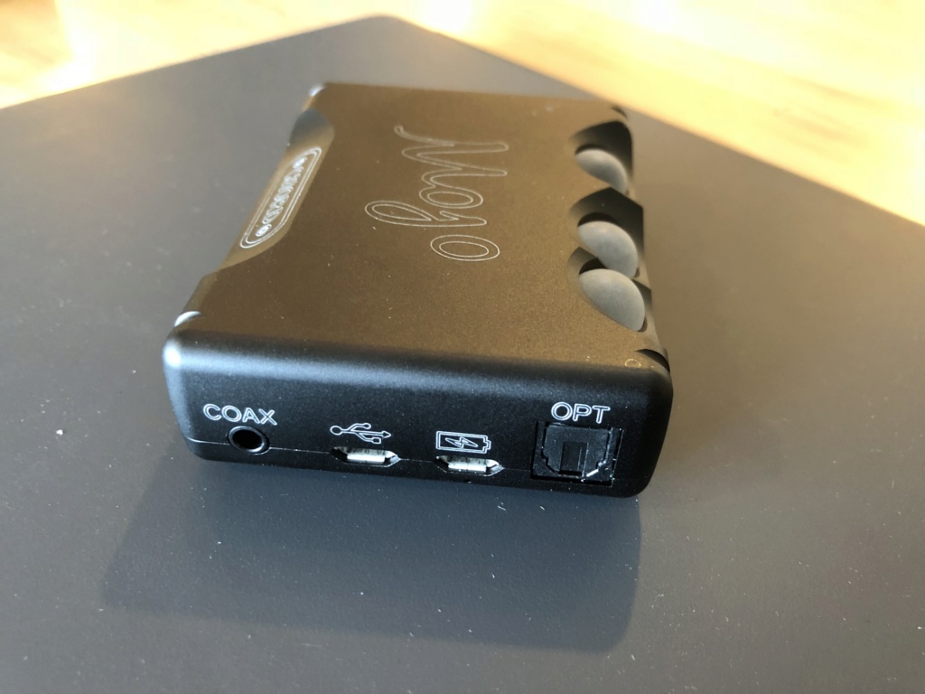 (1) Pro-Ject phonobox RS with upgraded powersupply (2) Chord Mojo Img_2510