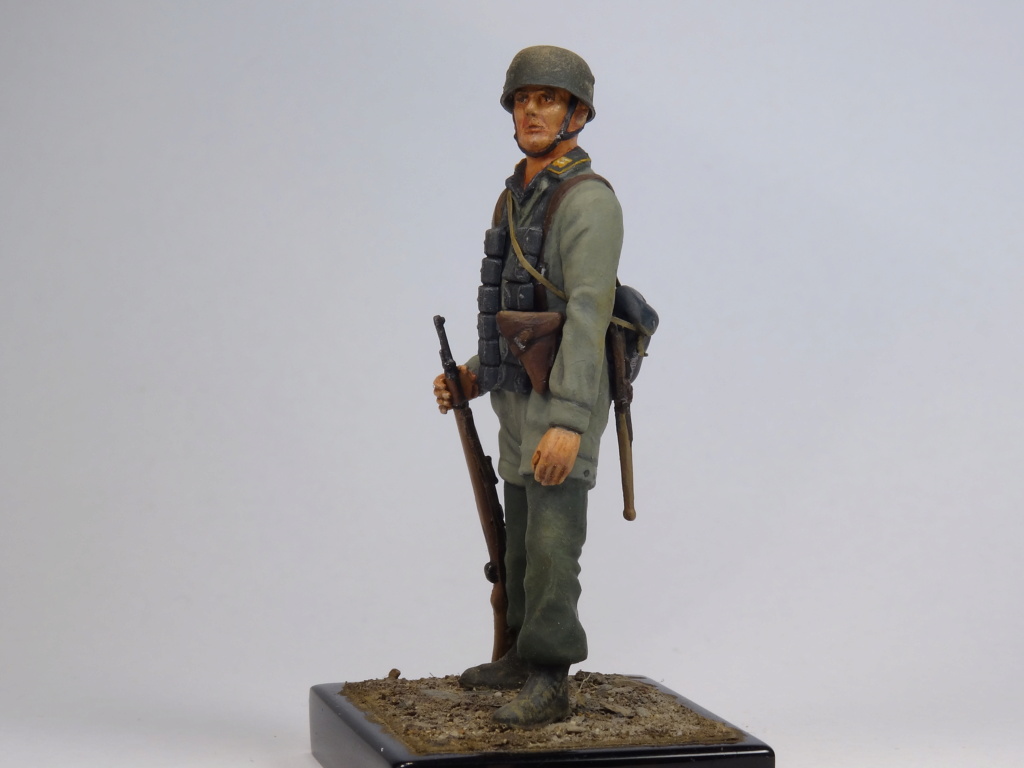 deutsche Fallschirmjäger WW2 1:35 Dsc04014