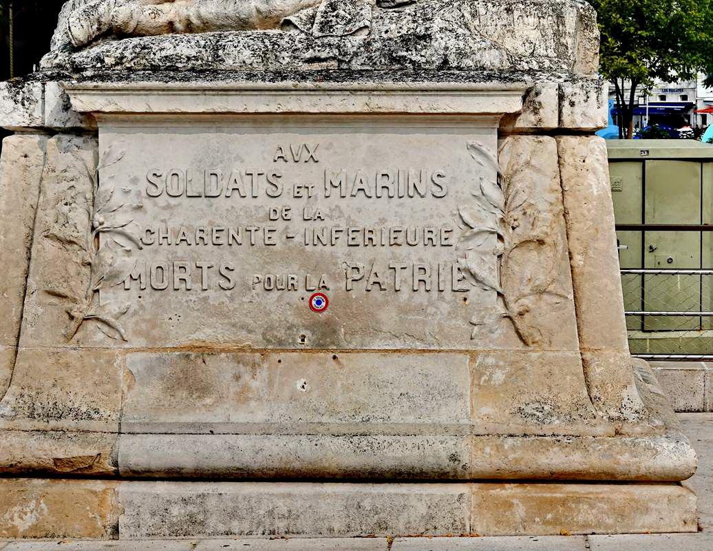 [ Histoires et histoire ] Monuments aux morts originaux Français Tome 2 - Page 30 _co21948