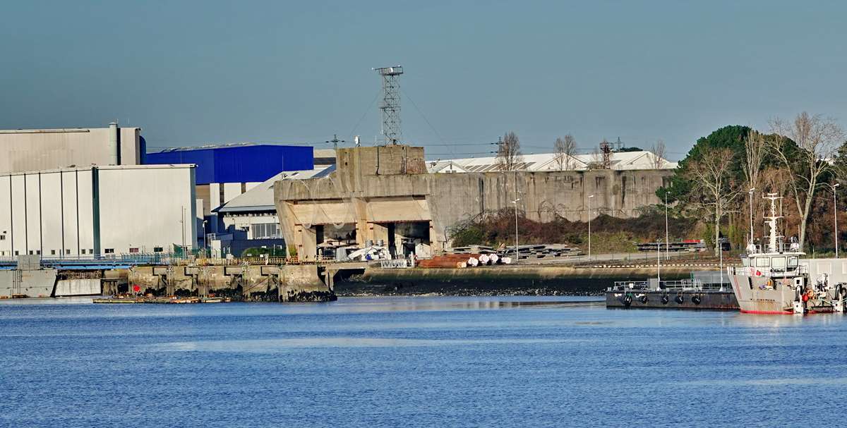 [Les ports militaires de métropole] Port de LORIENT - TOME 2 - Page 8 _co34516